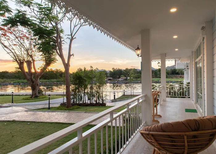 Tubtim Siam River Kwai Resort